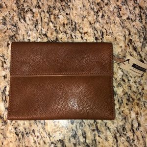 Wilson’s Leather Wallet